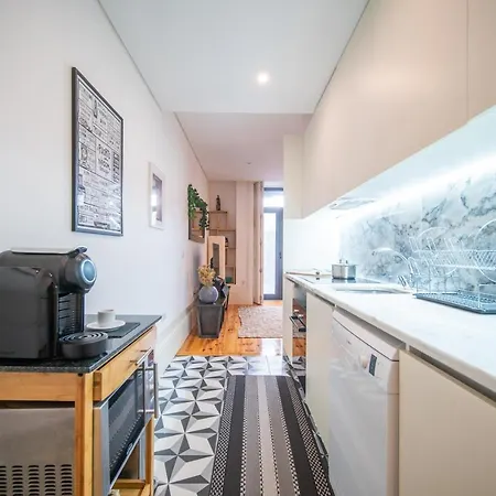 Appartement Joivy Modern Flat With Patio In Central Oporto